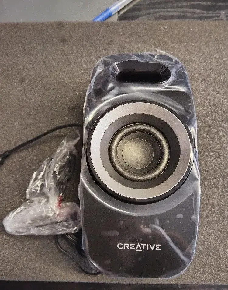 5 x nové repro Creative