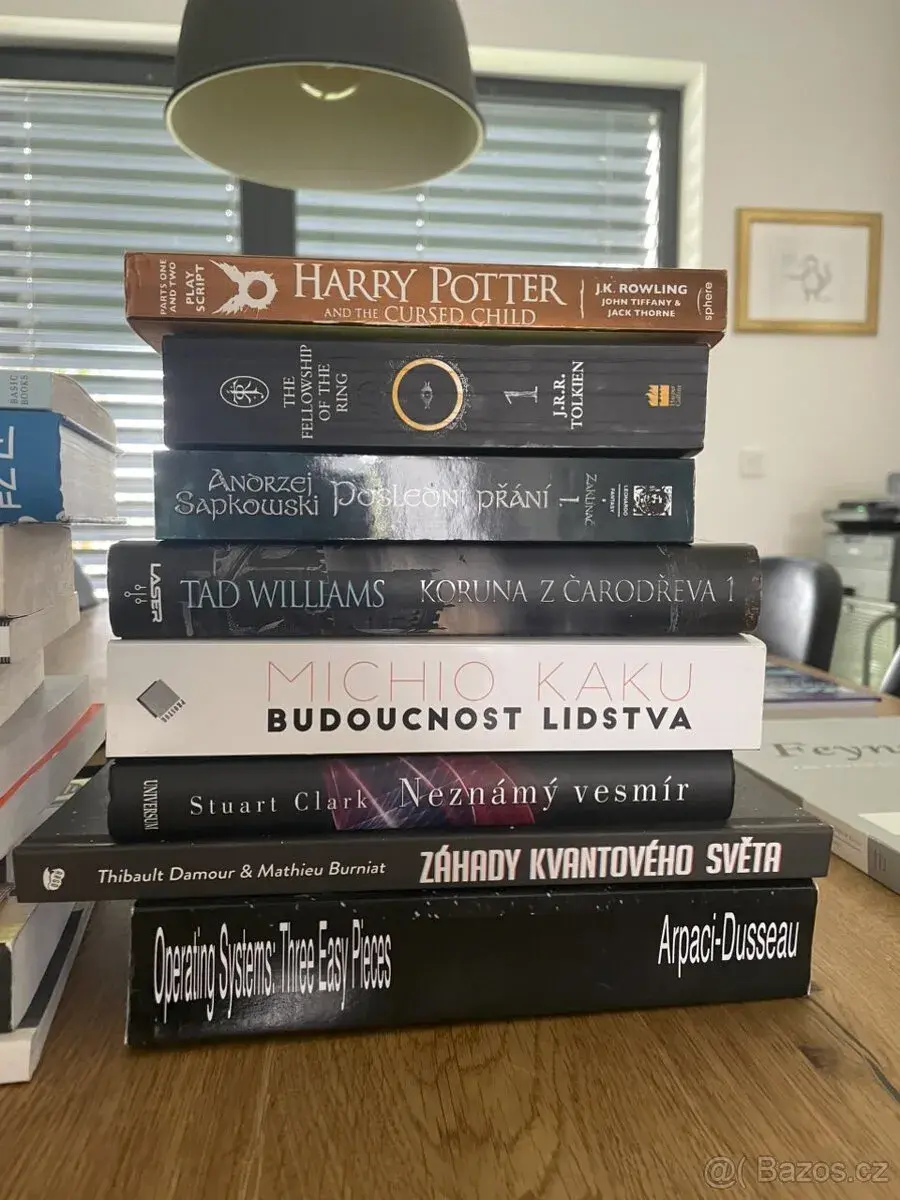 Kolekce 20 knih a komiksů