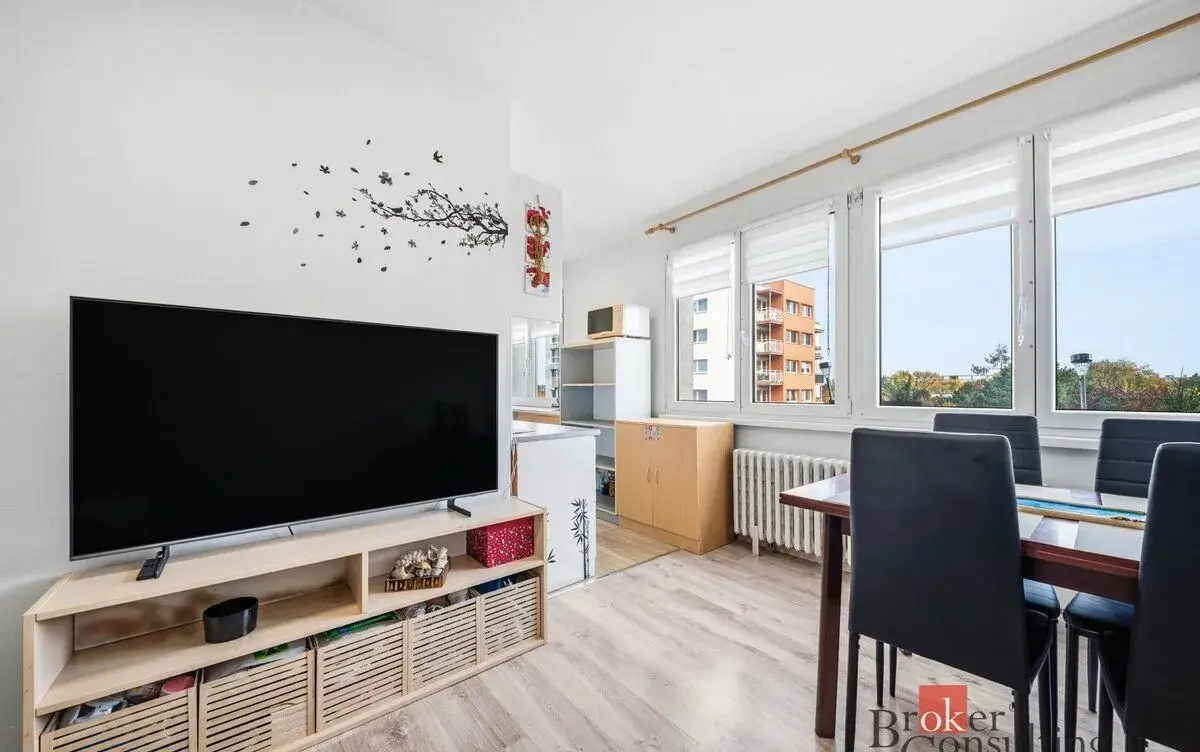Prodej, byty/3+1, 56 m2, Varšavská 211, 53009 Pardubice, Par