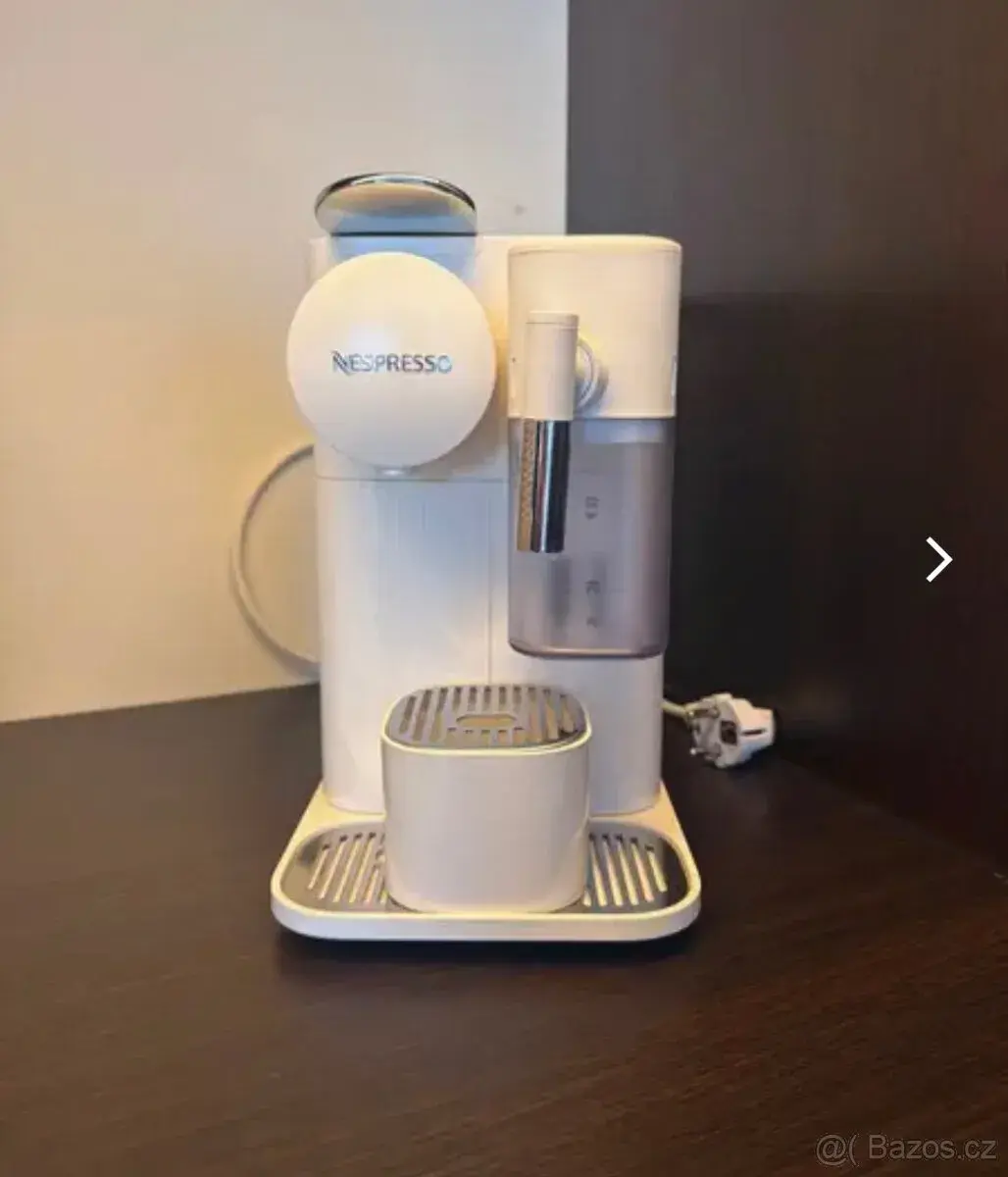 Kávovar Nespresso