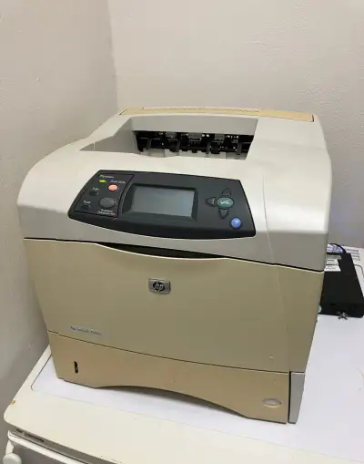 HP LJ 4200dn + dily + mantenance kit a tonery