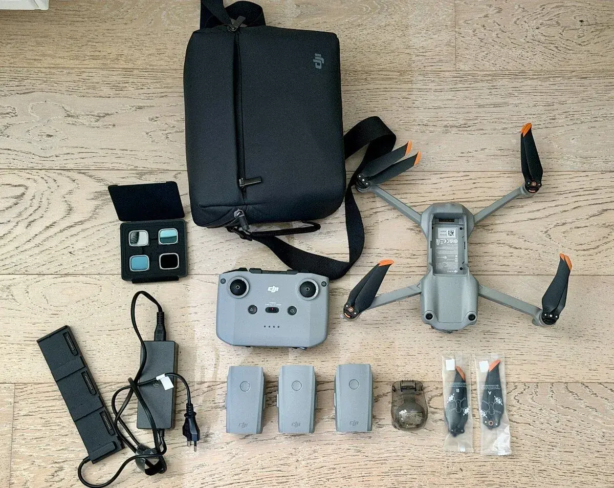 DJI Air 2S Fly More Combo – stav 9,5/10, 3 baterie