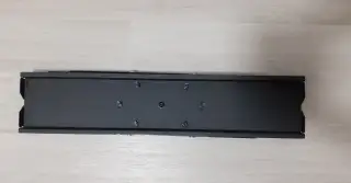 Držák na televizi