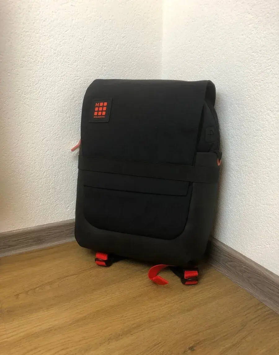 Batoh Moleskine x LEGOLimitovaná edice – top stav