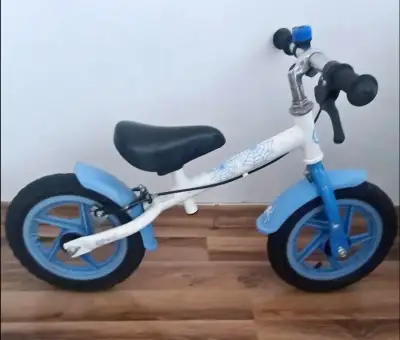 Dětské odrážedlo