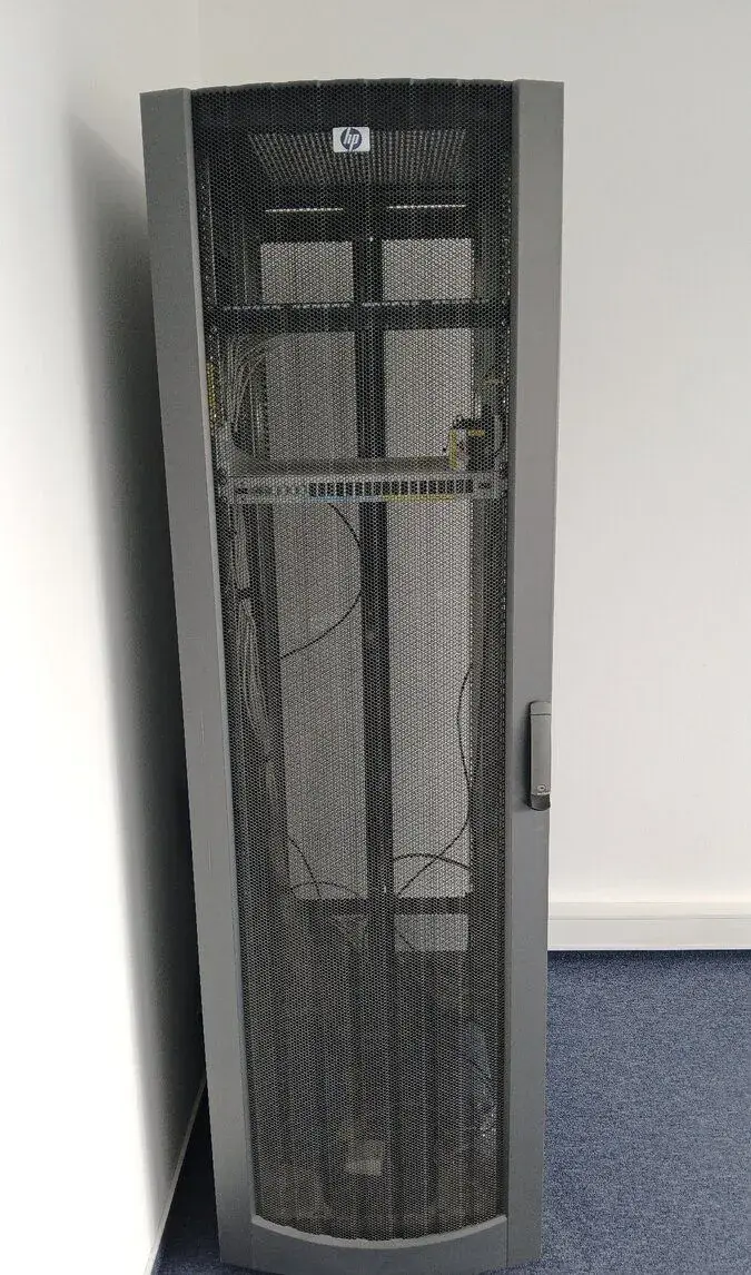 Racková skříň HP 42U