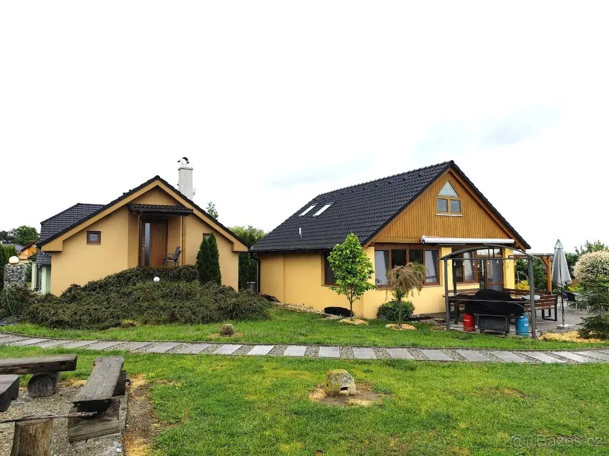 Prodej, ubyt. zařízení s vinným sklepem, 226 m2 Dyjákovice