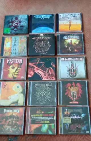 Originální metalová CD