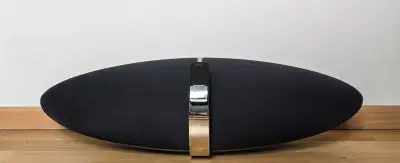 Bowers & Wilkins Zeppelin air