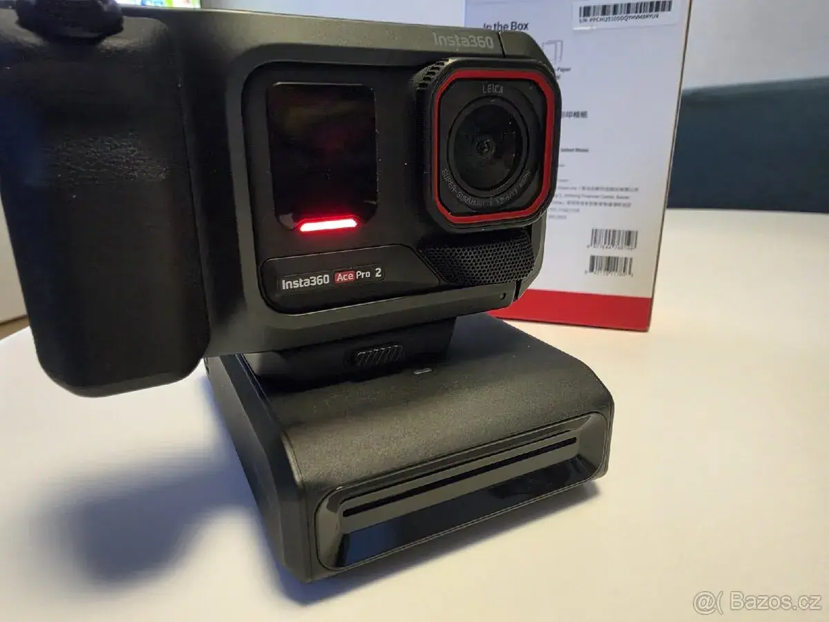 Insta360 ace pro