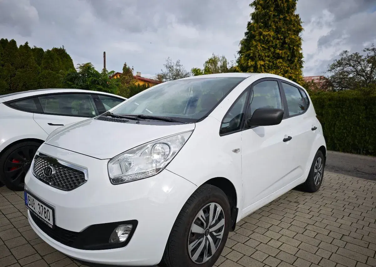 Kia Venga – 2011