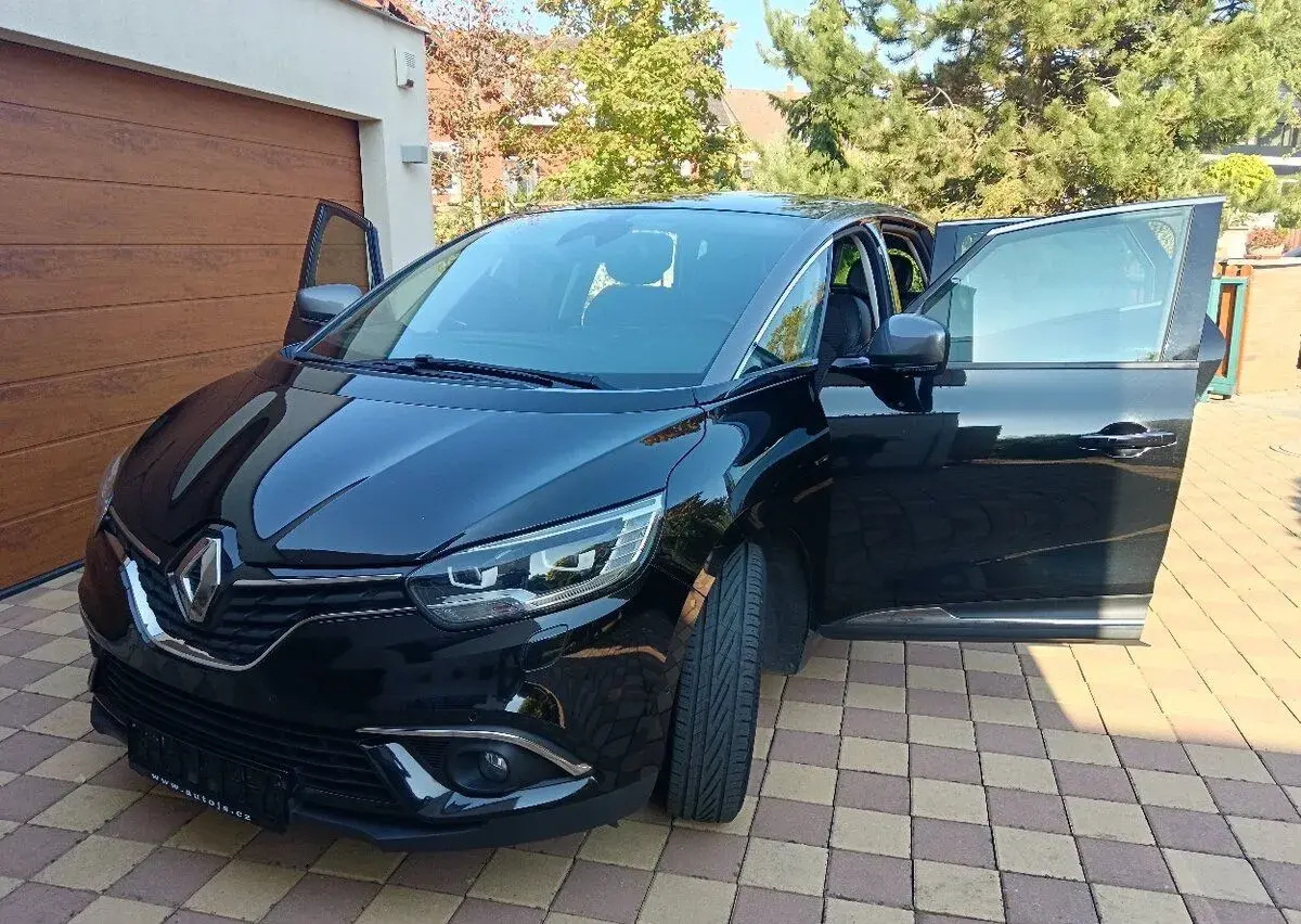 Renault Scénic – 2019, 109 000 km