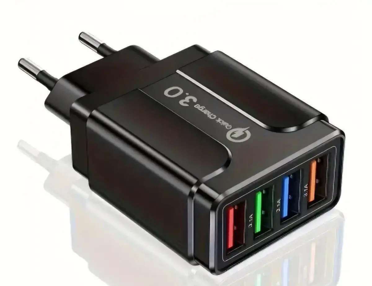 4xUSB nabíječka s Quick Charge 3.0 výkonem
