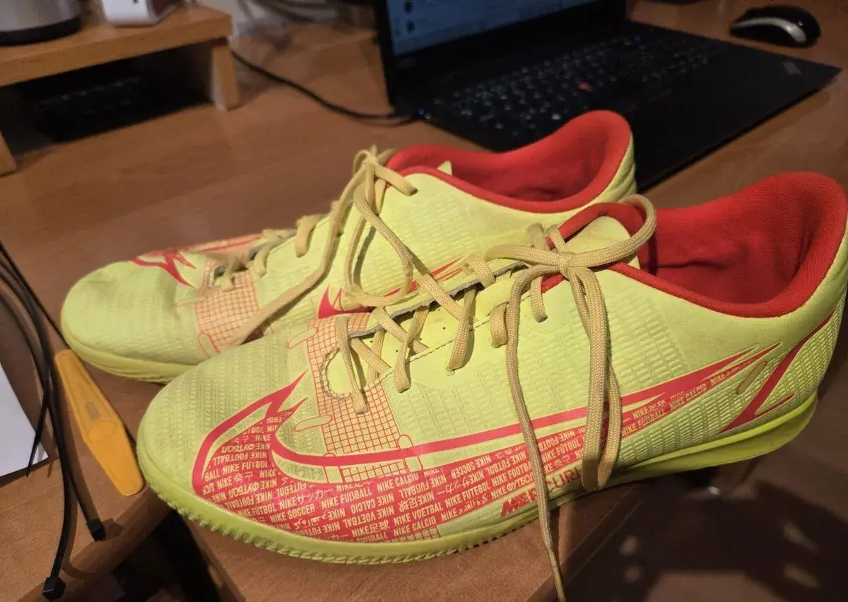 Botasky sálové Nike, vel. 41