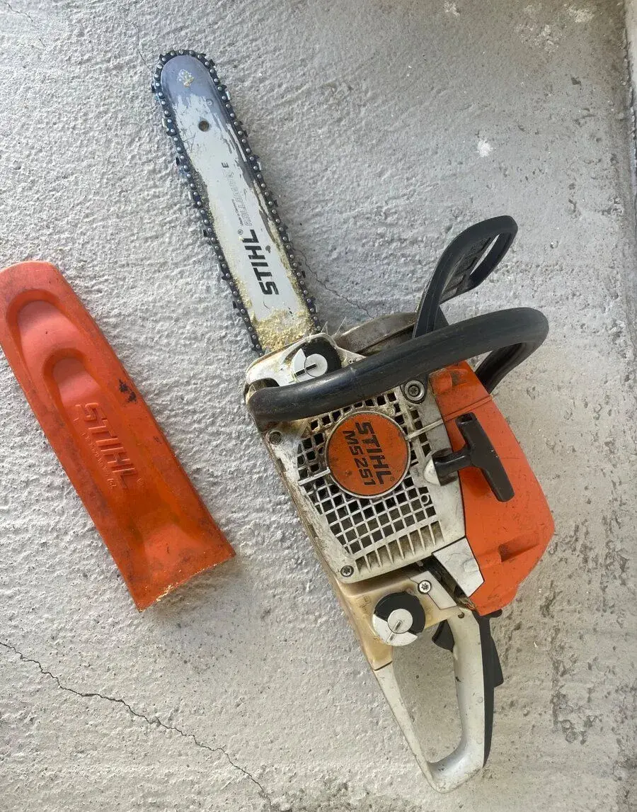 MOTOROVÁ PILA STIHL MS251