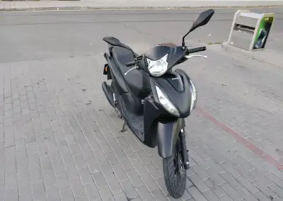 Honda Vision 110, r. v. 2023, 8 700 km, odpočet DPH