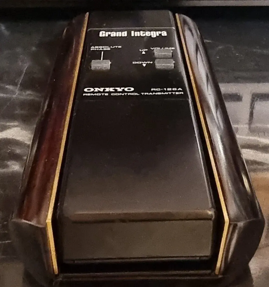 ONKYO Grand Integra RC-126A dálkové ovládání