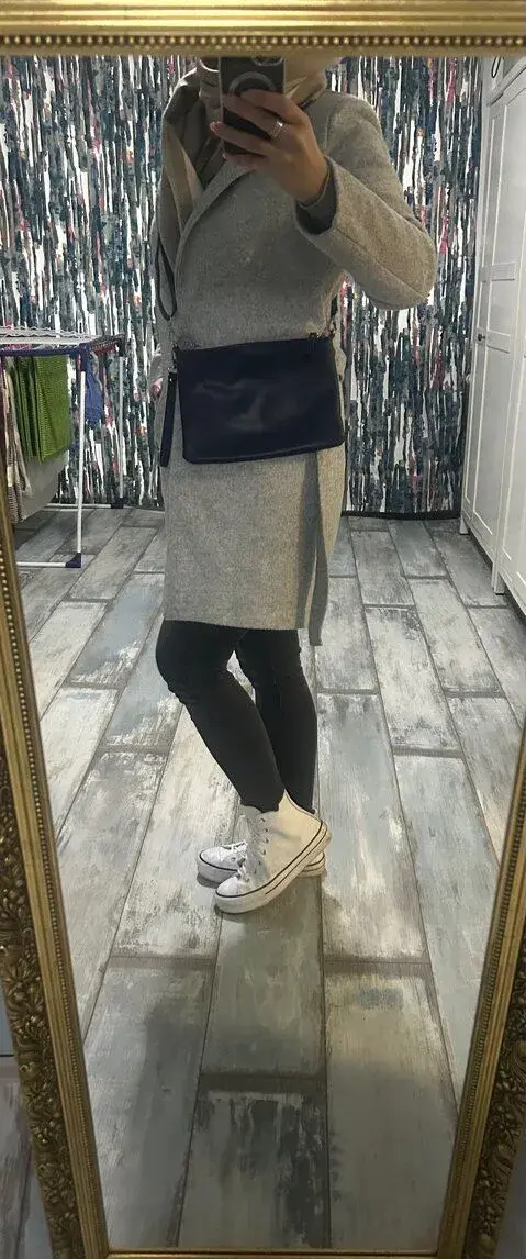Tmavě modrá crossbody kabelka