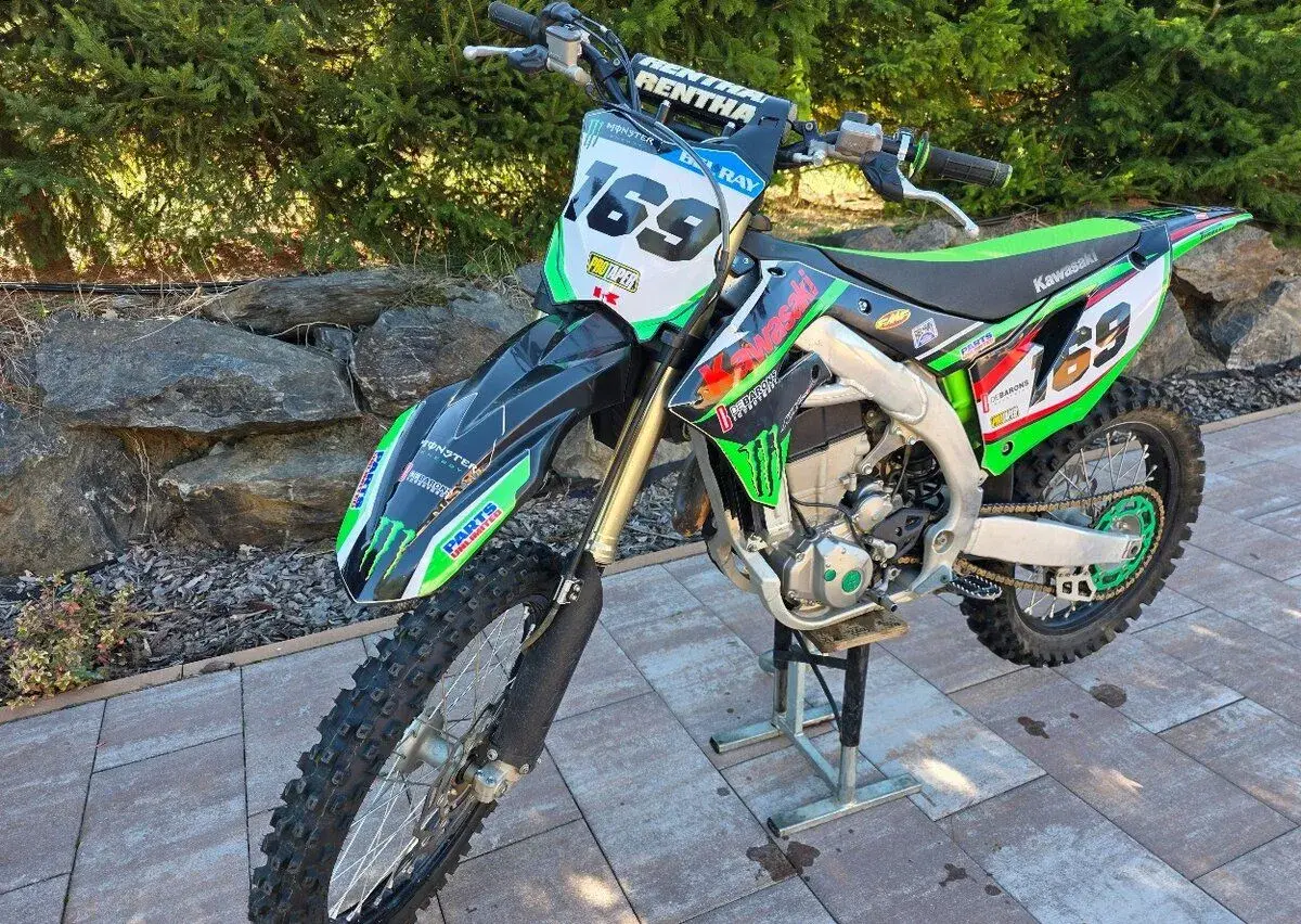 KAWASAKI KX 450 F