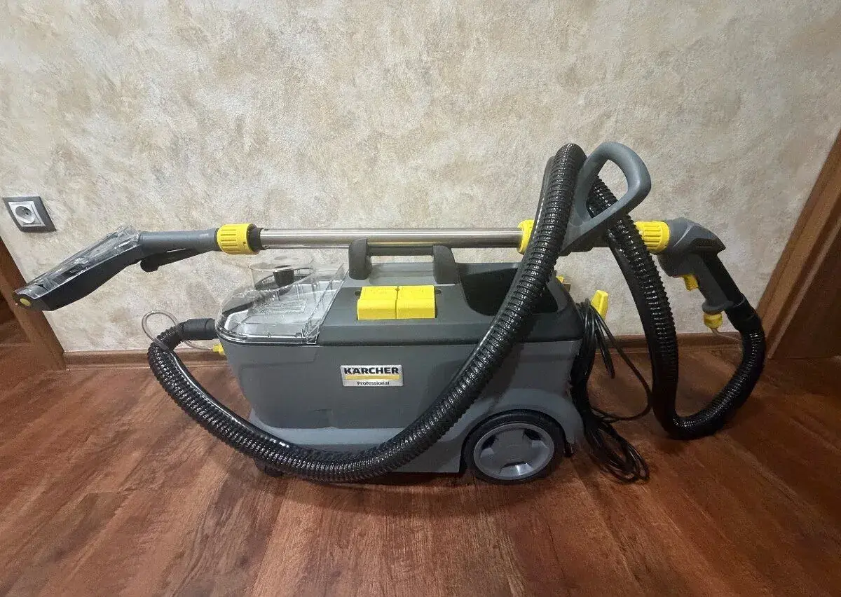 Tepovač Karcher 10/1