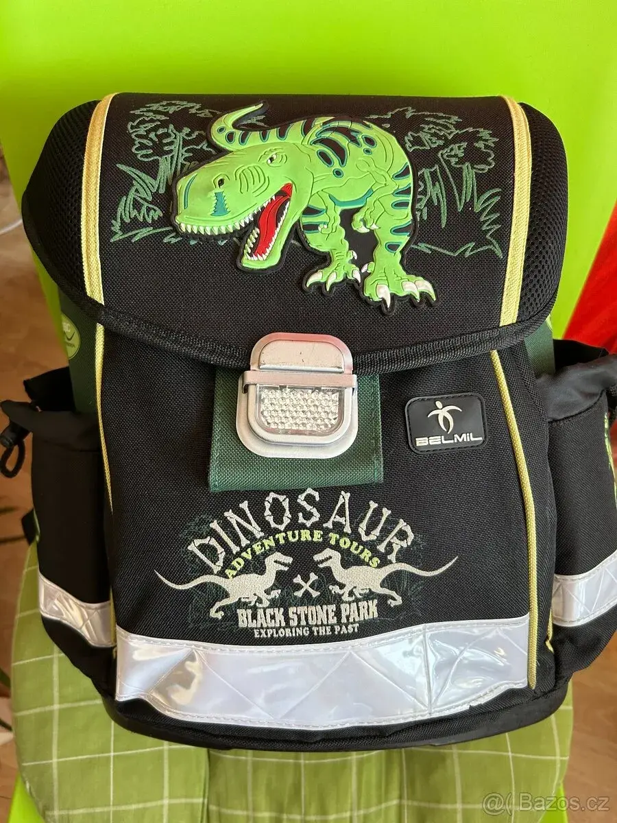 Dětská školní aktovka s dinosaurem, zn. Belmil