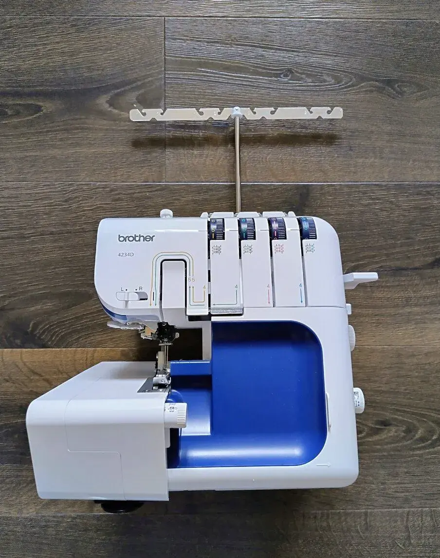 Overlock Brother M4234D