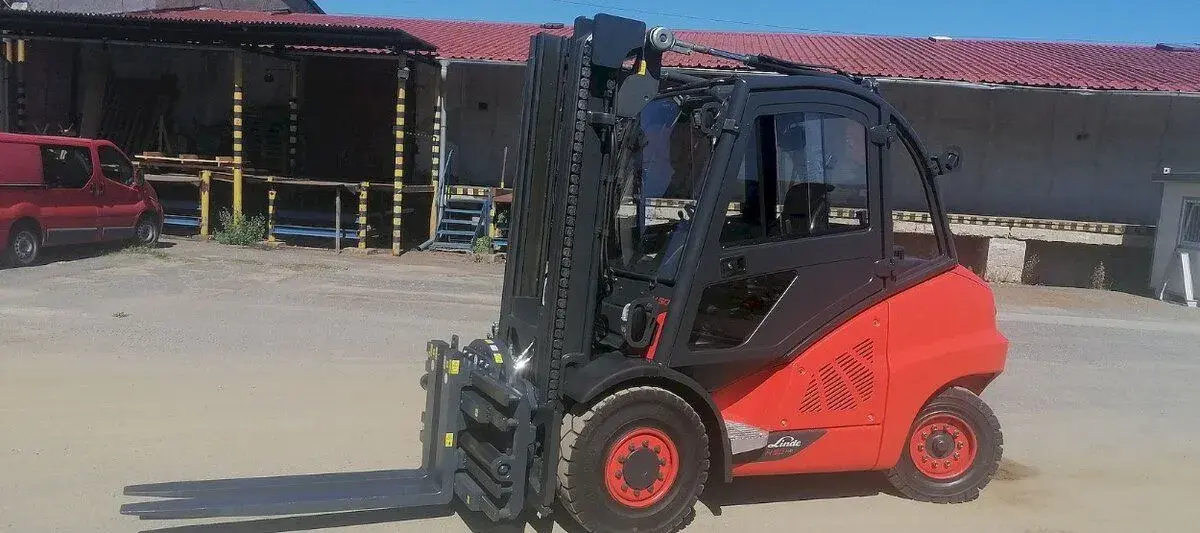 LINDE H50D-02/600 otoč 360° + svěrné vidle