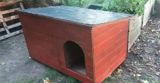 Zateplená psí bouda