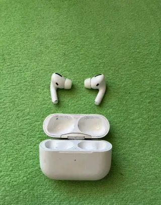 AirPods Pro 2021
