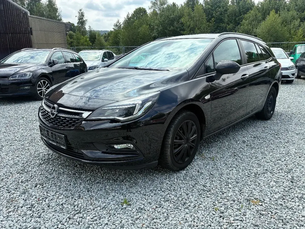 Opel Astra – 2016, 112 000 km