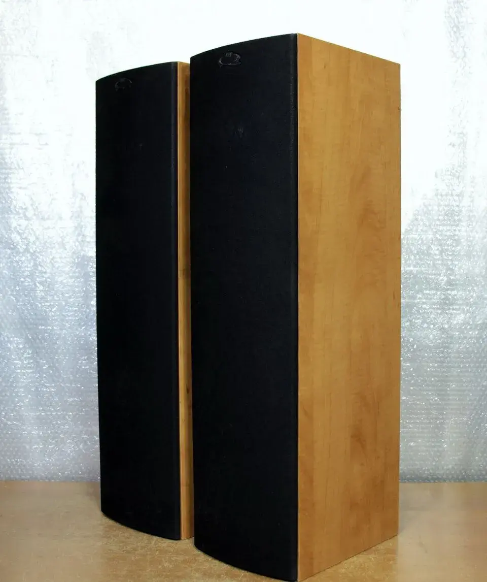 Reprobedny KEF Q 35.