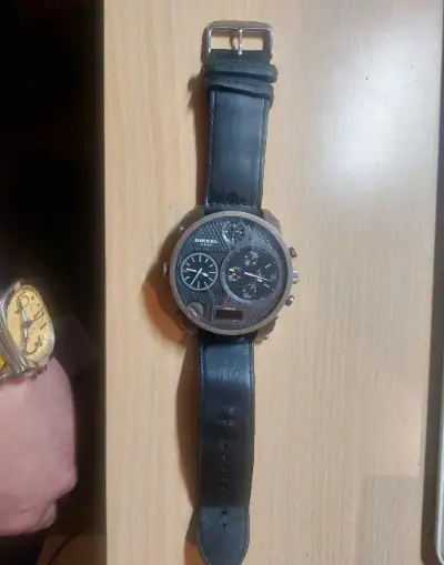 Masivní hodinky diesel DZ7246 Mr.Daddy