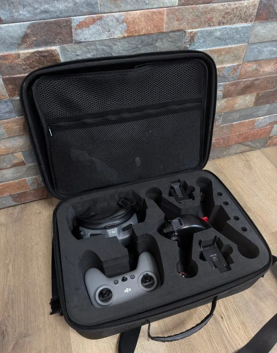 DJI FPV – kompletní set + 2 baterie + kufr