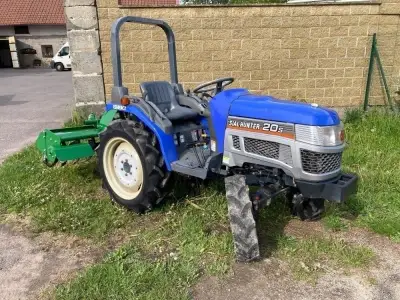 Malotraktor Iseki Sial Hunter 20 S s rotavátorem