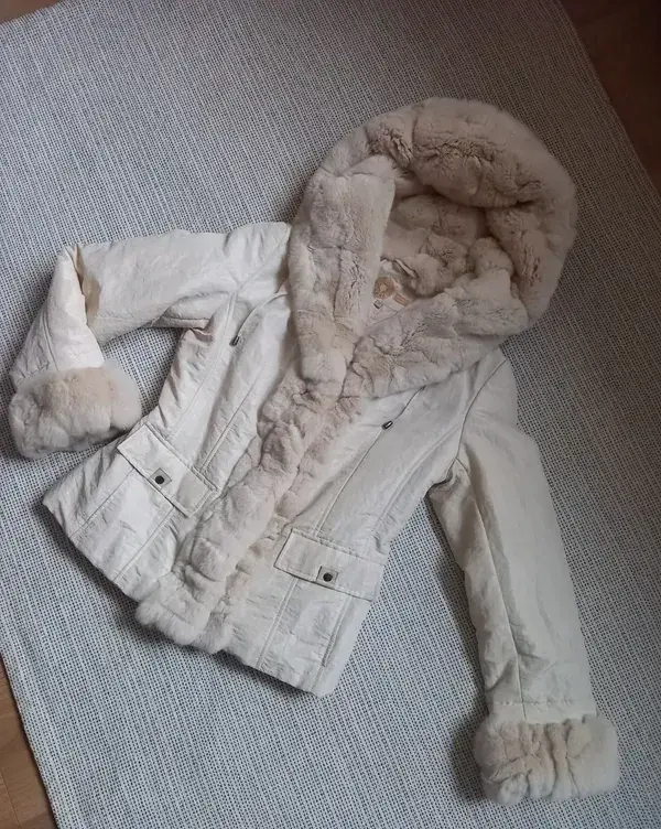Elegantní kabátek Kara S