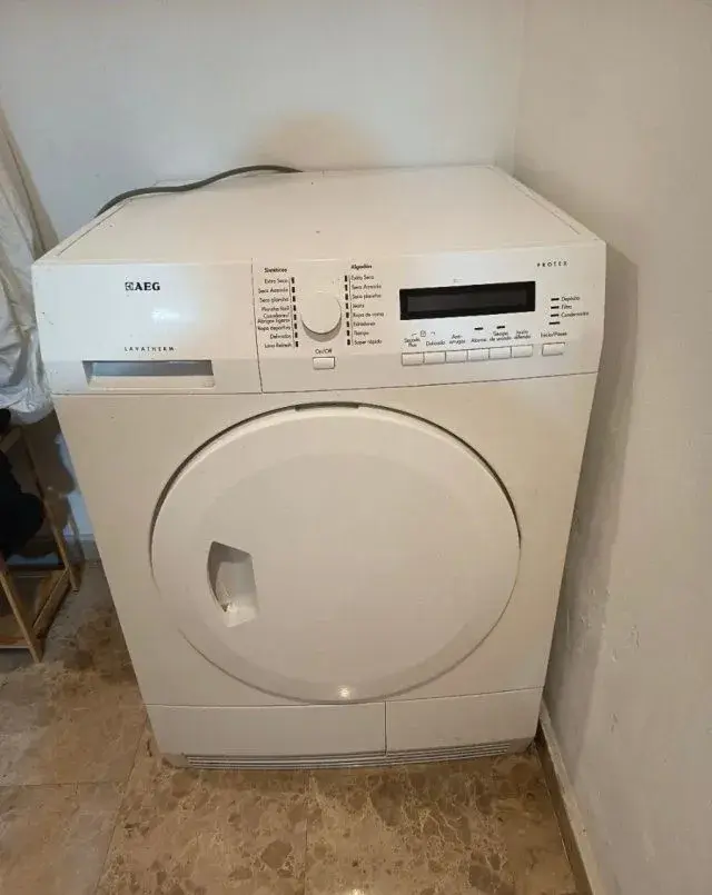 AEG kondenzační sušička na prádlo na 7-8kg