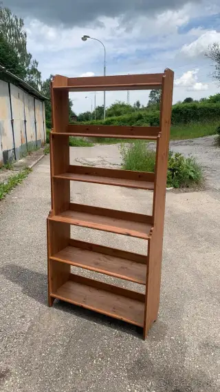 Ikea Leksvik knihovna dřevo masiv antik hemnes