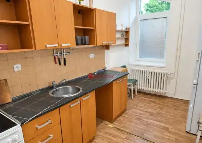 Pronájem bytu 1+1, 60 m² – Pardubice, náměstí Čs. legií