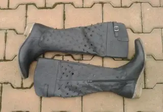 kožené kozačky - velikost 40