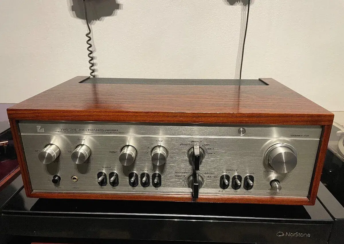 integrovaný zesilovač LUXMAN L-505V