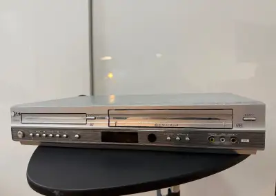 LG VC8816, DVD-přehrávač, VHS videorekordér
