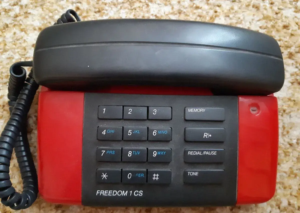Telefon na pevnou linku
