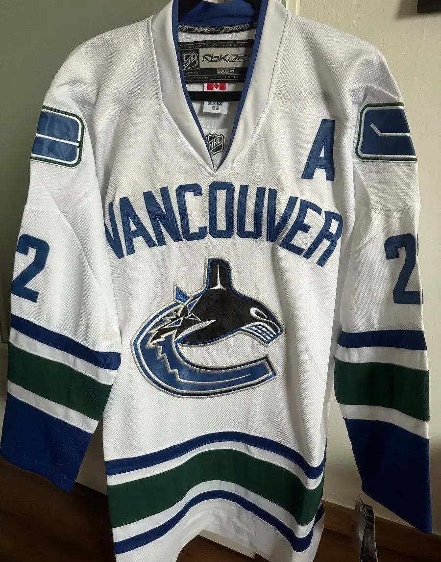 Daniel Sedin 22 “A” Vancouver Canucks