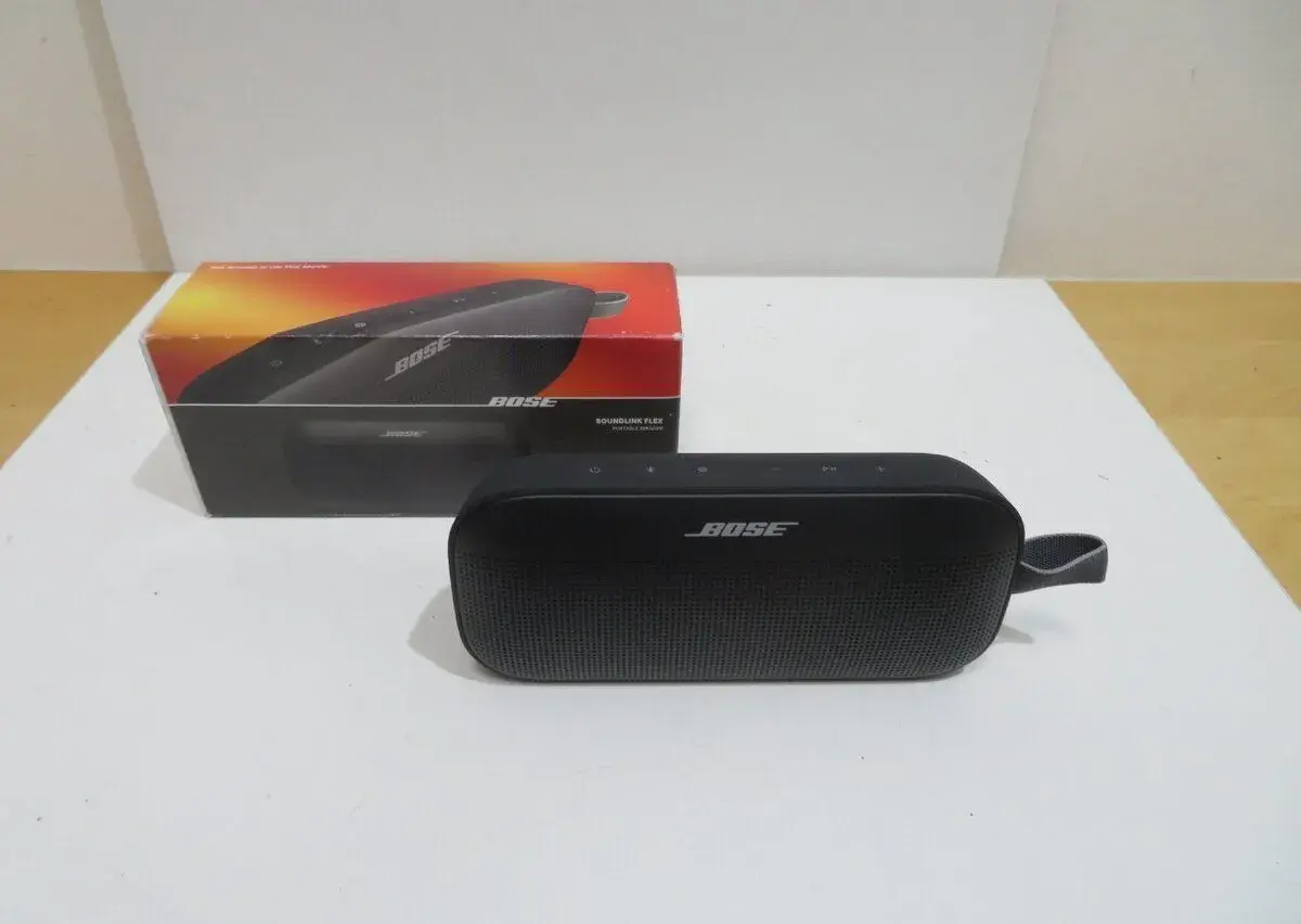 Zánovní bluetooth reproduktor Bose Soundlink Flex