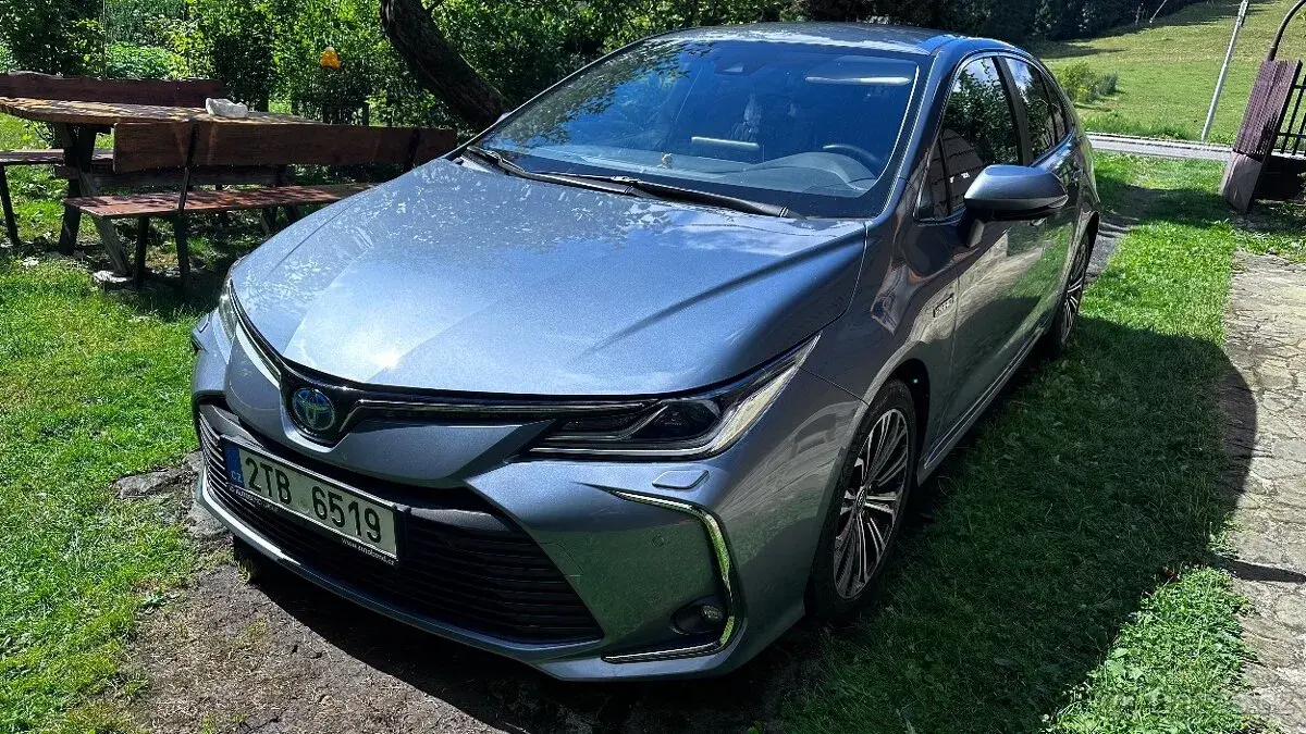 Toyota COROLLA – 103 000 km