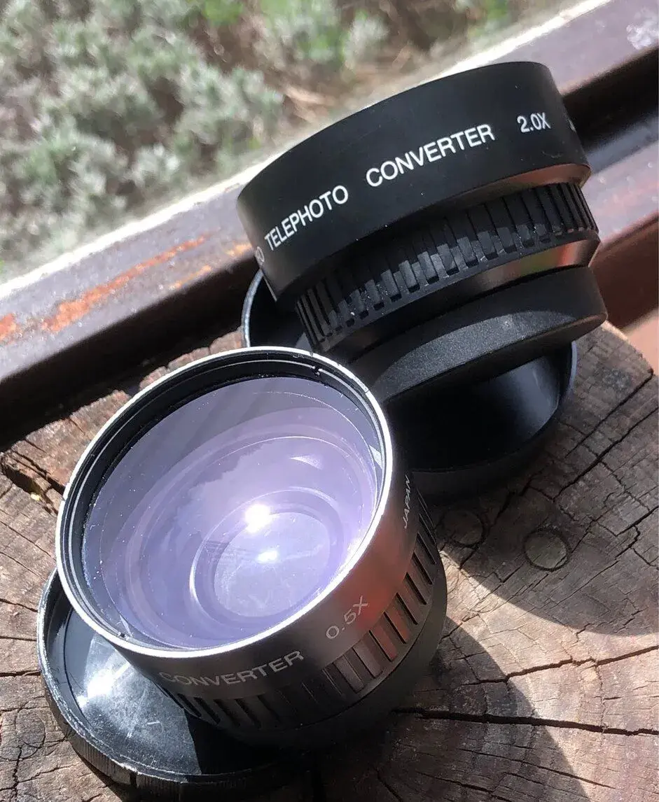 TelePhoto Video Kewmode 2x, wide 0.5x / Japan, Sada