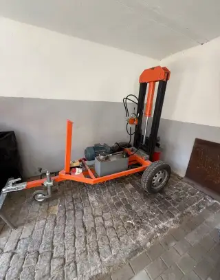Štípačku na dřevo