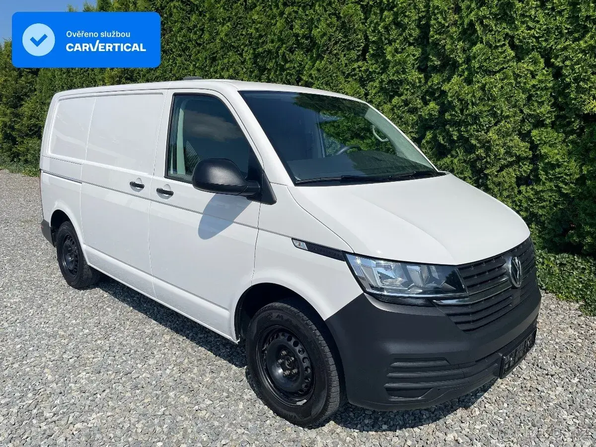 Volkswagen Transporter – 2022, 94 000 km