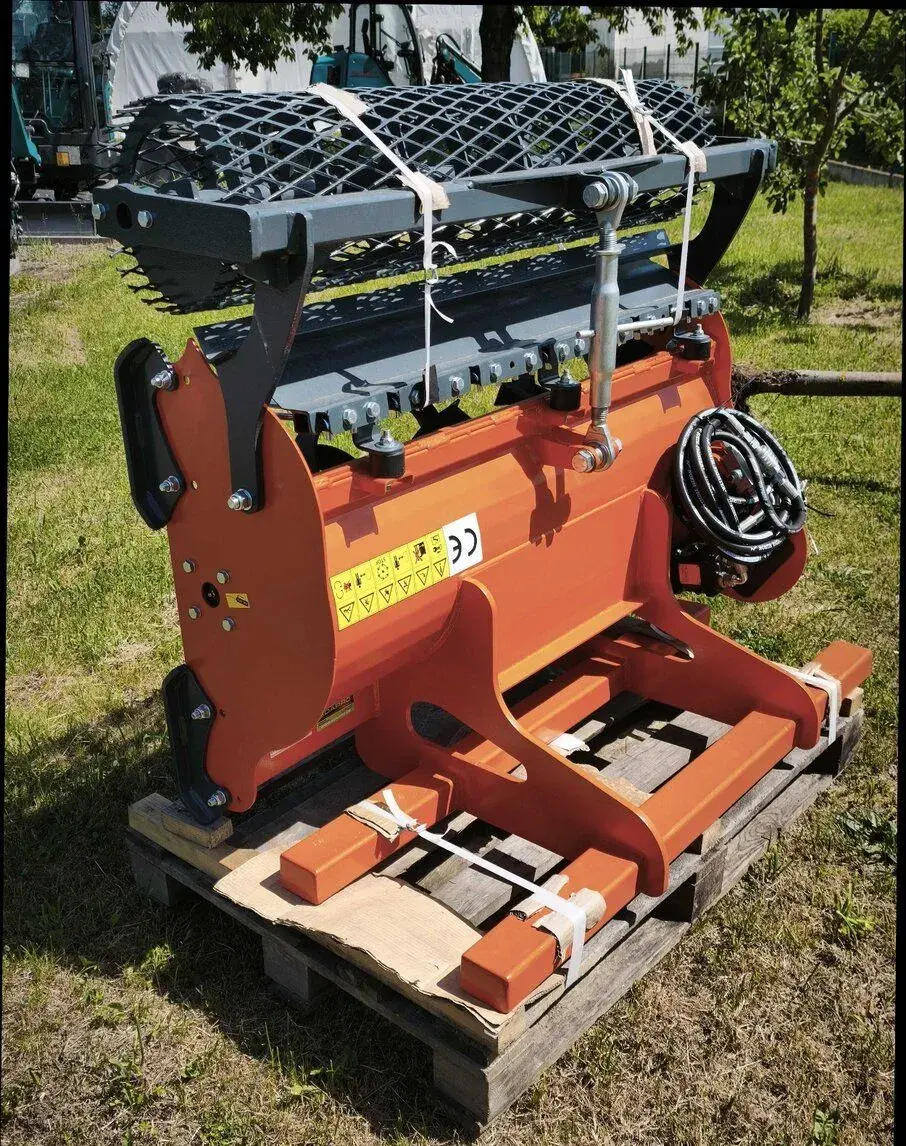 Zakladač trávníku / půdní fréza k nakladači - hydraulický