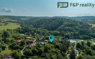 Prodej 2 pozemků na výstavbu RD (1691 a 490 m2) , jedná se o